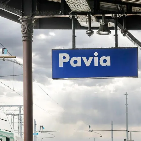Angolo Di Corso Cavour - Ultimo Piano E Luminoso * Pavia